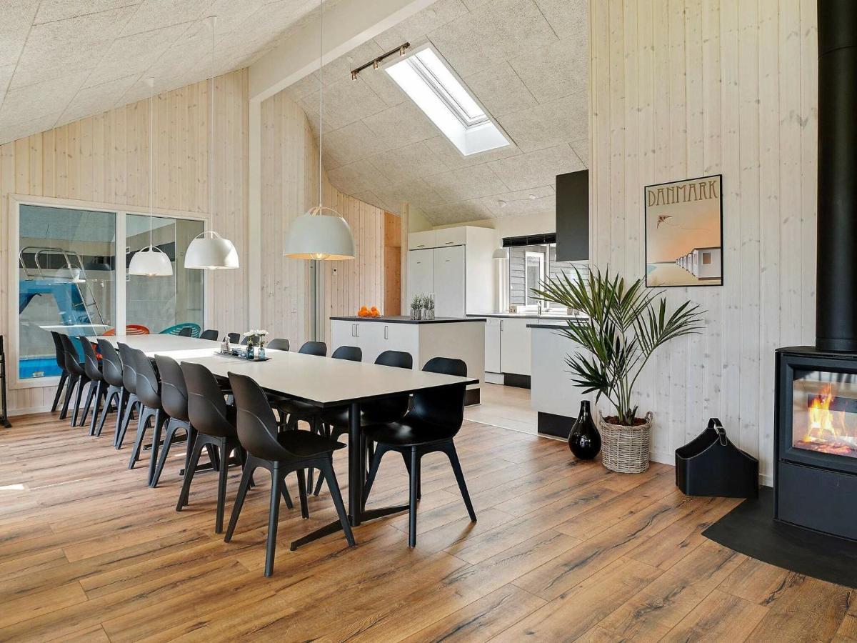18 Person Holiday Home In Bogense Exterior foto